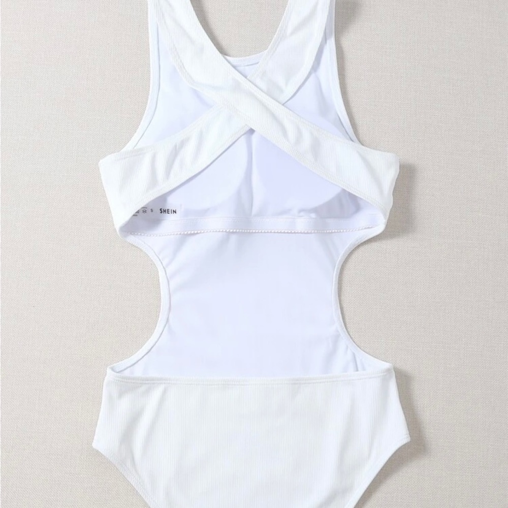 Bathing suit bundle - Picture 8 of 9